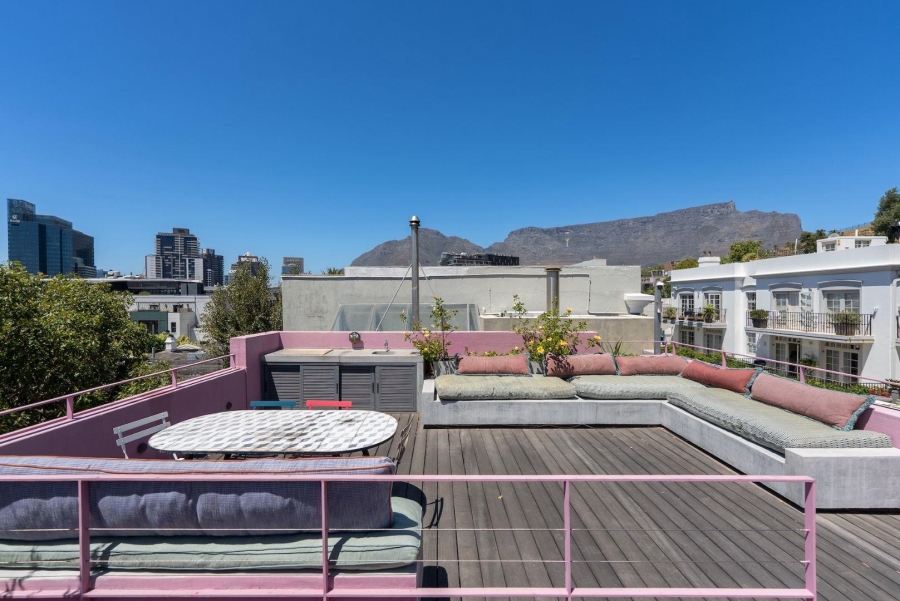 2 Bedroom Property for Sale in De Waterkant Western Cape
